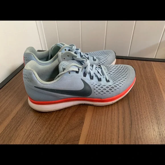 Women Size 8 Pegasus- baby blue with orange - Picture 4 of 4